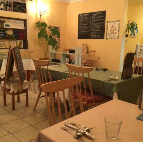 남부의 비스트로풍 점내