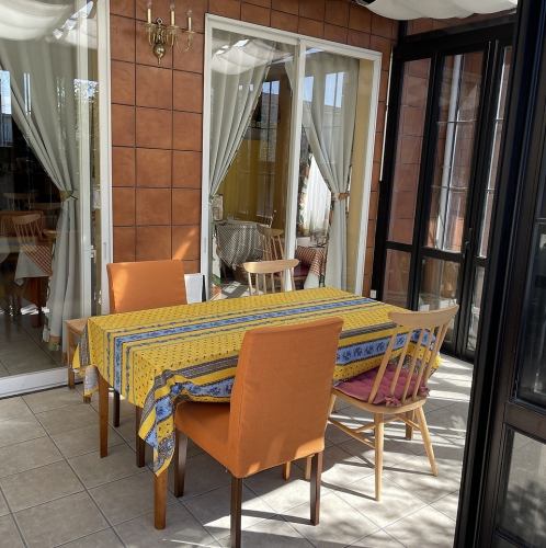 개인실 이용 가능한 테라스석