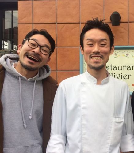 【ご報告】

この度、東京のbistro234 寺岡昌三シェフが3月15日にフランスのマルセイユで開催されるブイヤベースの世界大会に日本代表として出場する事になり、私狩野も日本代表メンバーとして出場させていただく事になりました。
@234.kikukawa 

フランス修行時代は1年以上真横で仕事させていただいたので、今回も寺岡シェフを全力でサポートし、爪痕を残せるよう頑張って参りますので皆様応援の程宜しくお願い致します😊🇯🇵

🇫🇷🇫🇷🇫🇷🇫🇷🇫🇷🇫🇷🇫🇷🇫🇷🇫🇷🇫🇷

ブイヤベース世界大会出場のため、
3/12から3/16の間休業とさせて頂きます。
（3/11と3/17.18は定休日です）
よろしくお願い致します。

#championnatdumonde 
#bouillabaisse
#ブイヤベース世界大会
#ブイヤベース世界選手権