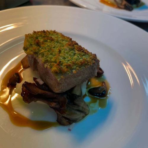 本日もご来店ありがとうございました🇫🇷

ランチでも好評の人参のポタージュ🥕
今日のコースには自家製のソーセージと。
クミン風味のポタージュなのでスパイスと相性が⭕️🤩

そしてラザニアも人気です！
気温が暖かくなりましたが、まだしばらくは続けますので是非どうぞ🍴🫠
週末暖かくなりそうですので、テラス席もおすすめです🤩

14日　ディナーお席残りわずかです△
15日　ディナー貸切営業となります🈵
今週もよろしくお願いします✨

*•.•*•.•*•.•*•.•*•.•*•.•*•.•*•.•*•.•*•.•*•.•*

ネット予約はプロフィール覧のホームページ、
又はこちらからどうぞ⬇︎⬇︎⬇︎

https://resutaurant-olivier.owst.jp/

Restaurant Olivier
レストラン　オリヴィエ

群馬県高崎市福島町726-7
027-388-0227 
【営業時間】
11:30-14:30（14:00L.O） 
18:30-22:00（21:00L.O）
【定休日】
毎週水曜日、第1.第3火曜日

#restaurantolivier 
#レストランオリヴィエ 
#オリヴィエ 
#高崎フレンチ 
#テラス席ランチ