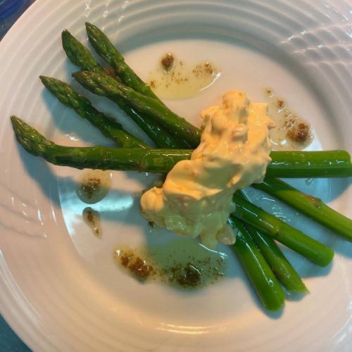 恭喜你畢業和/或被學校錄取！ ✨
商店裡擠滿了三代同堂的家庭成員，熱鬧非凡。
感謝您使用我們的服務來慶祝新的開始和其他場合。

本週末我們還有空位🌿
本週的雨水和強風導致含羞草花朵凋落，但我們的露台座位仍然很受歡迎，因為它提供了一個私密的空間🍋。在這個季節，這裡是絕佳的休憩場所，歡迎隨時諮詢我們😊

@234.kikukawa
寺岡主廚 x 加納主廚
凱旋回歸合作課程
非常感謝大家的預訂！ ✨
26日晚間的演出門票已售罄。
25日的午餐和晚餐
或在26日午餐時間
如果您正在考慮預訂，我們建議您盡快預訂🙏
這兩天，我們只開設這門課。

本月，由於二兒子的學校活動，我將不定期請假。
由此造成您的不便，我們深表歉意，並感謝您的理解。

*•.•*•.•*•.•*•.•*•.•*•.•*•.•*•.•*•.•*•.•*•.•*

如需線上預訂，請造訪個人資料頁面。
或點這裡⬇︎⬇︎⬇︎

https://resutaurant-olivier.owst.jp/

Restaurant Olivier
奧利維爾餐廳

群馬縣高崎市福島町726-7
027-388-0227
[營業時間]
11:30-14:30(14:00L.O)
18:30-22:00(21:00L.O)
[關閉]
每週三、每月第一個和第三個星期二

#restaurantolivier
#奧利維爾餐廳
#奧利維爾
#恭喜世界錦標賽
#謝謝大家