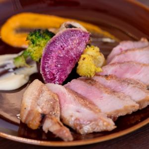 【イチオシ】香ばしさ溢れる神威四元豚の炭火グリル(150g)