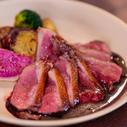 【炭火】青森県産鴨むね肉のしっとりロゼ