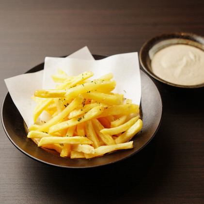 Potato fries with homemade crab miso dip (M size)
