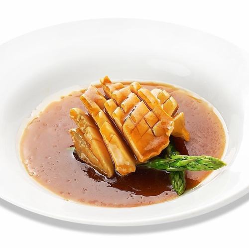 アワビの醤油煮込み/アワビのクリームソース煮込み