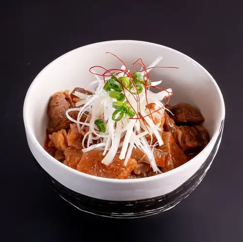 ピリ辛牛すじ煮込み