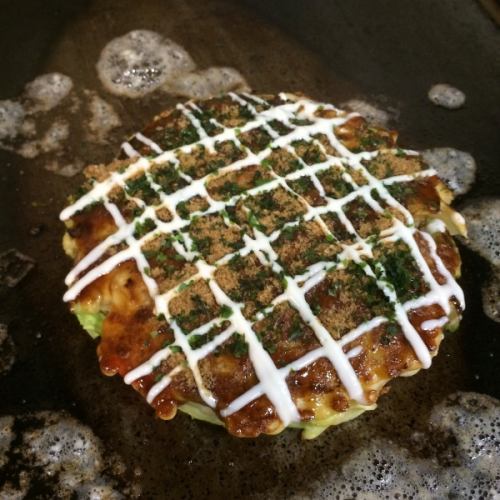 お好み焼き、もんじゃ焼きテイクアウト出来ます（もんじゃ焼きはご自宅のホットプレートで焼いてください）