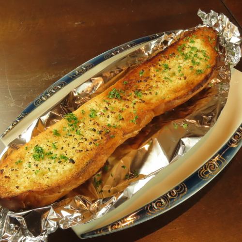 ロング背徳ガーリックトースト