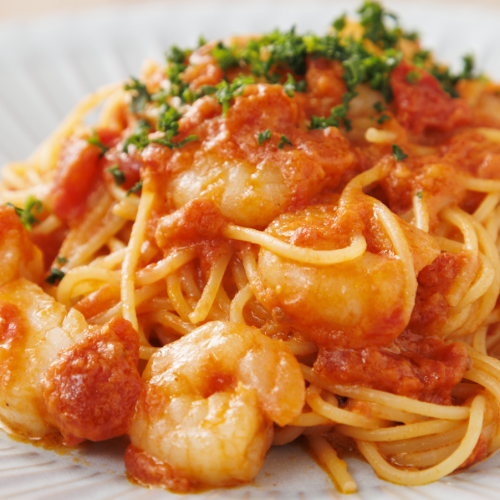 "Scallop and shrimp tomato cream pasta"