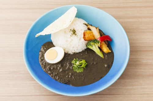 南インドの黒胡麻チキンカレー