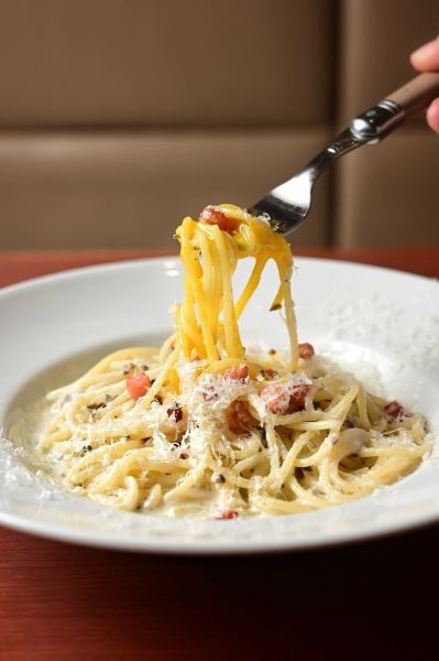 【ちょっと贅沢な特別パスタ】トリュフカルボナーラ