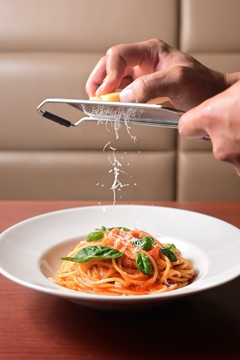 パスタ+サラダ+スープ1,859円（税込）ちょっと贅沢なランチに♪