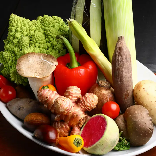 契約農家から直送!甘みが濃い有機・減農薬野菜を鉄板焼で堪能