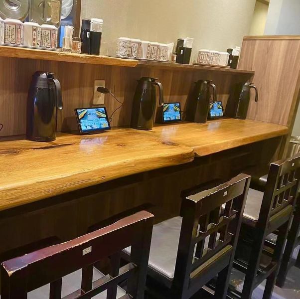 There are a total of 11 counter seats.After work, drink a little, eat quickly and go home → You can enjoy such classic and ultimate happiness ♪♪ Ideal for everyday use.One or two people are welcome! The cozy interior is easy for even one woman to enter