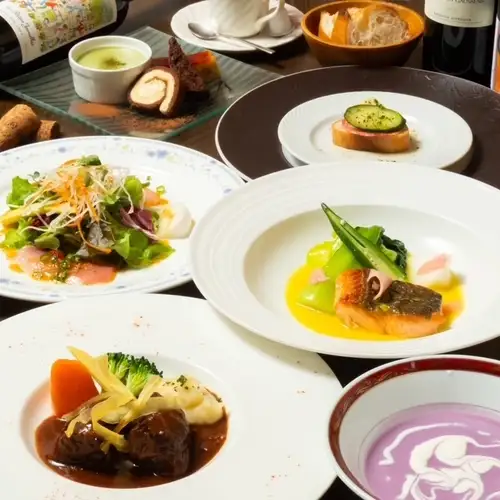 和牛ホホ肉を楽しむフレンチランチ・お料理7品
