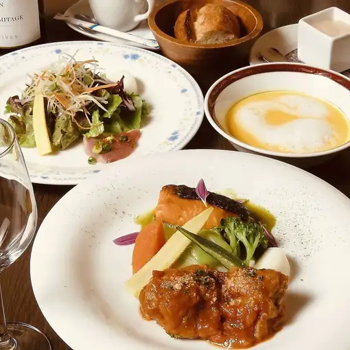 【11時半ー15時限定】BonTiggerランチ/メインはお魚/お肉料理で料理5品
