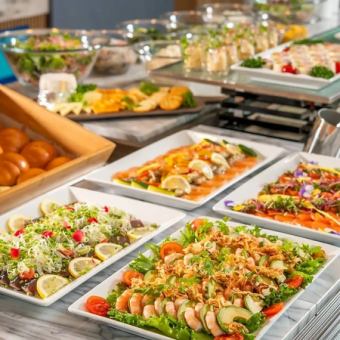 [1/1~1/4] Enjoy the New Year in luxury! A gorgeous New Year's Lunch Buffet with a variety of dishes
