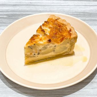 Hokkaido potato and mushroom truffle quiche