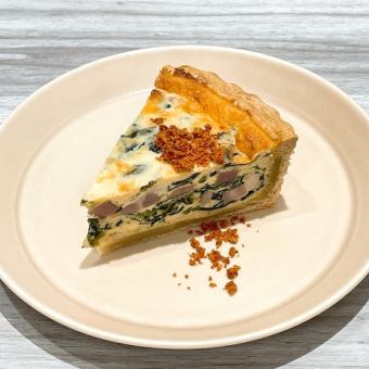 Spinach and bacon quiche