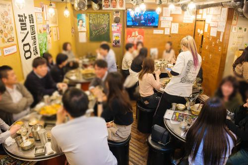 酒場の雰囲気を楽しみつつ、美味しい韓国料理を・・