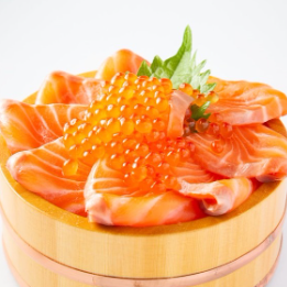 [Very popular among female customers★] Salmon salmon roe rice bowl 2,200 yen (tax included)