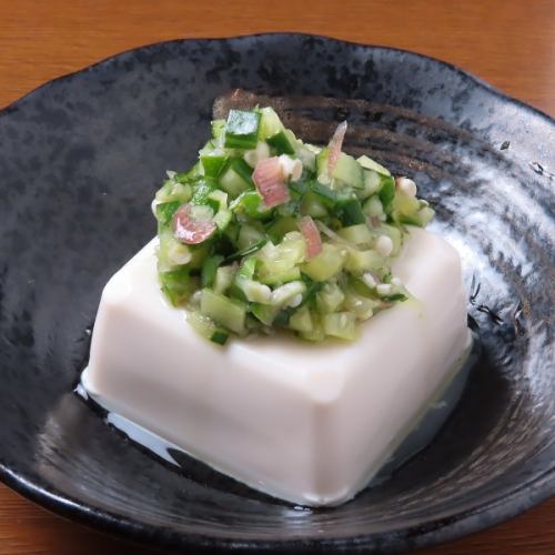 Hiya-yakko (cold tofu) served with Yamagata dashi