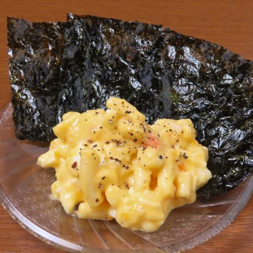 半熟たまごと韓国のりのポテトサラダ