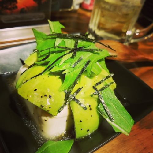 avocado tofu green onion sesame oil