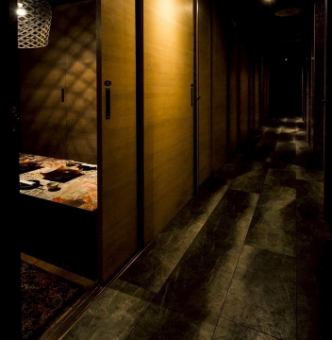 Perfect for drinking parties, girls' nights, moms' nights, and mixers. We have a variety of private rooms where you can enjoy a stylish, relaxing space with a focus on the interior design. We also offer surprise specials that are great for celebrating birthdays and anniversaries. Come and spend a memorable time with your loved ones at our restaurant.
