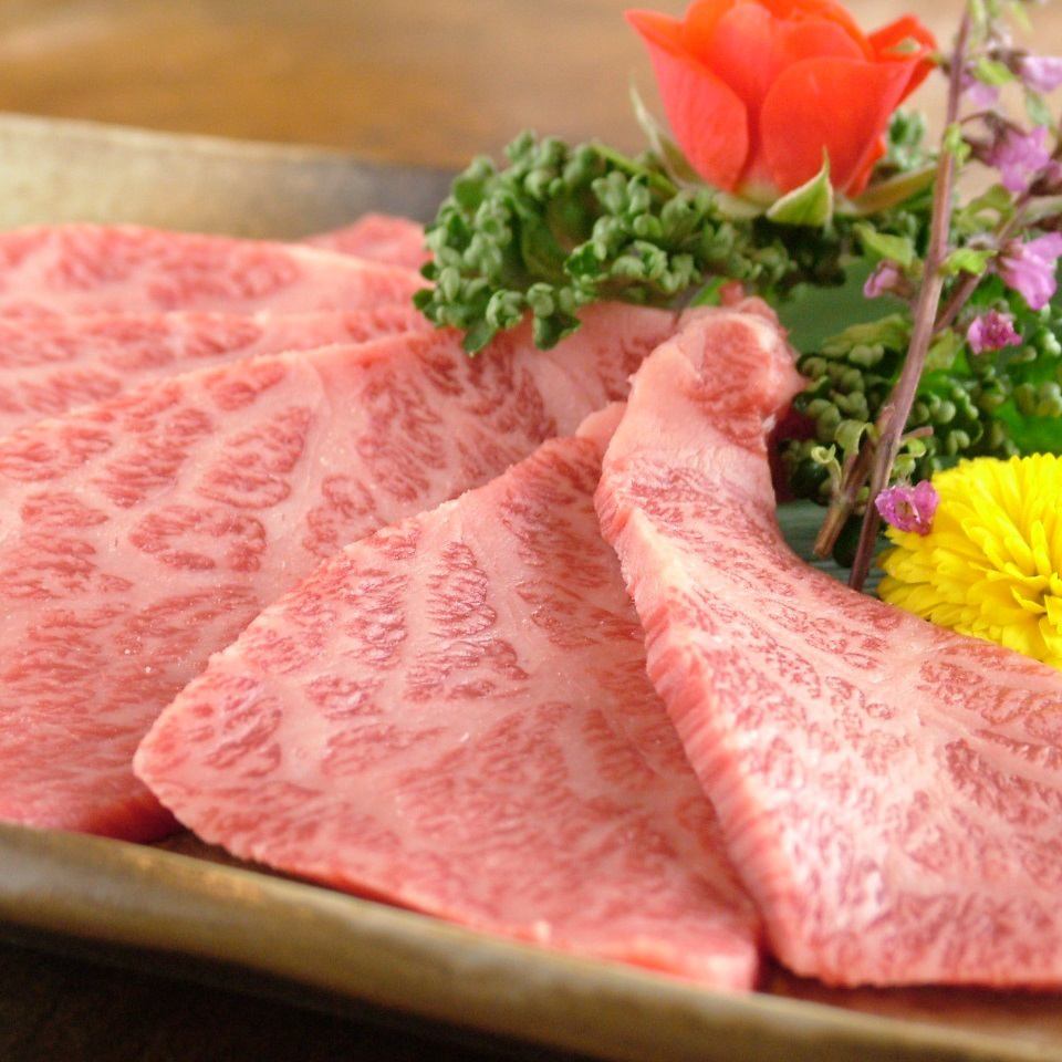 1 minute from the station! Enjoy carefully selected domestic wagyu beef and Kobe beef.Course from 4000 yen