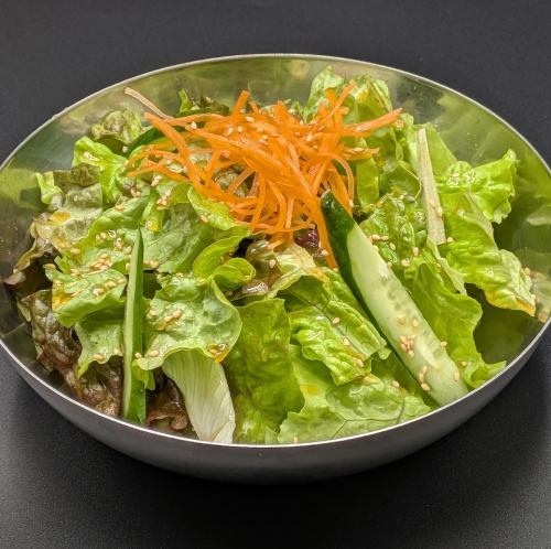 シンプル野菜サラダ