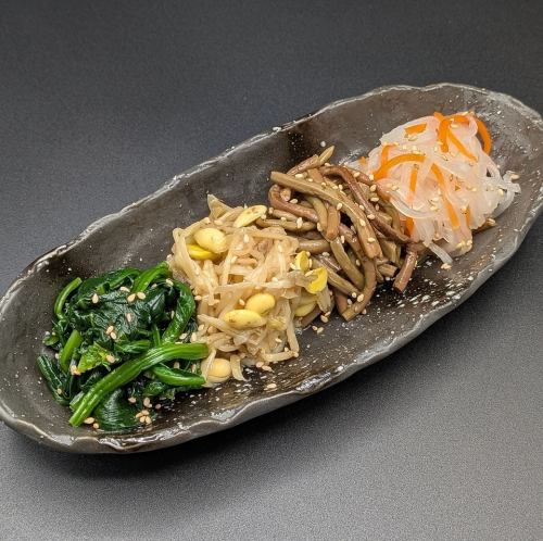 ナムル盛り合わせ