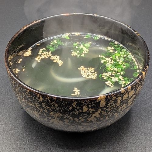 わかめスープ