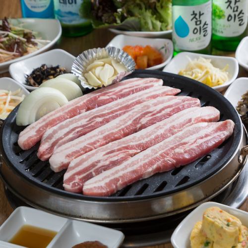 Samgyeopsal/seasoned pork short ribs