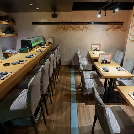 落ち着きある店内空間