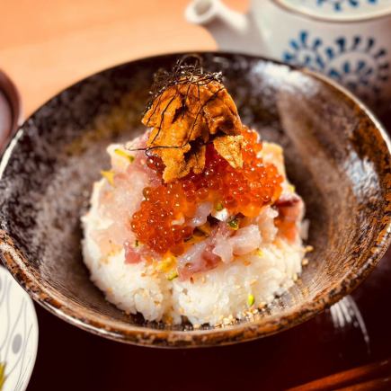 【ランチ30食限定】極み海鮮丼【松】