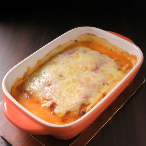 多彩な味が楽しめる豊富なフードメニュー♪