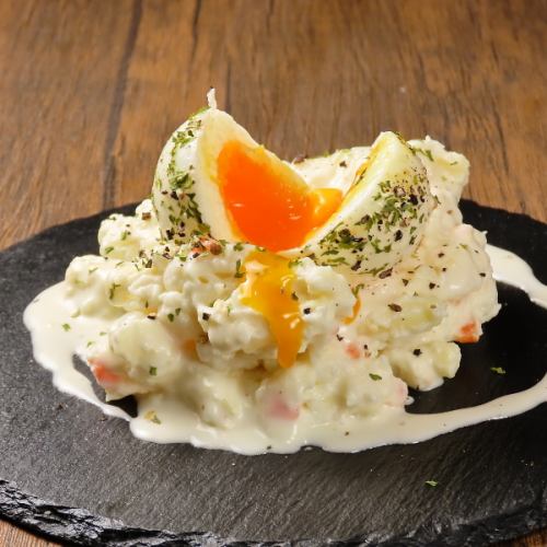 Macaroni potato salad with egg
