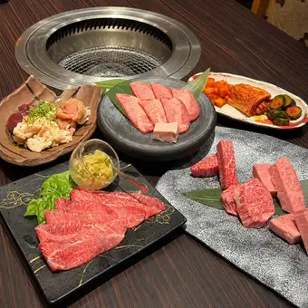 [Esaka Store Exclusive] Rare cuts included for ¥4500 per person! 'Chef's Choice Special Pair Set' ¥9000 - perfect for everyday use or a date.