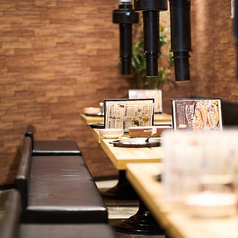 【デートや女子会でも】当店の韓国料理は女性に大歓迎！女子会やデートでぜひご利用ください！駅から徒歩3分の好立地で、お仕事終わりにもぜひお立ち寄りください◎