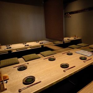 最大24名様までご利用いただくことができ、大人数での宴会も可能です◎周りを気にせずプライベート空間で楽しみたい方は貸切がおすすめ。お仲間達と特別な時間をお過ごしください☆