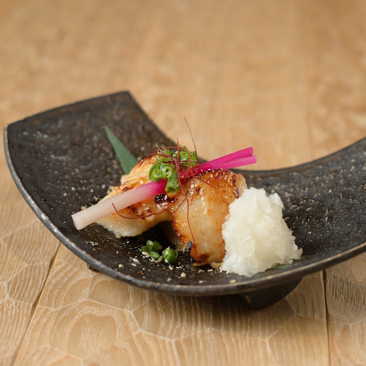 焼酎・日本酒は様々な銘柄をご用意。どれも料理との相性抜群！