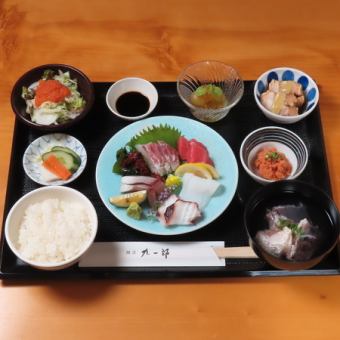 3月~10月限定!【刺身御膳】 刺身やあら汁など全7品 2800円(税込)