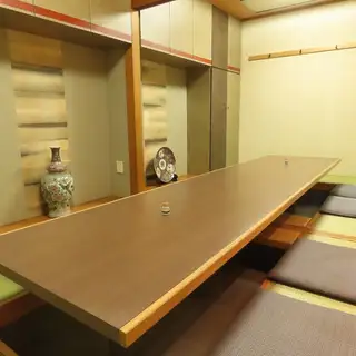 お席を繋げて6名~10名