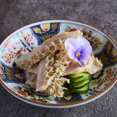 ハチノス刺し