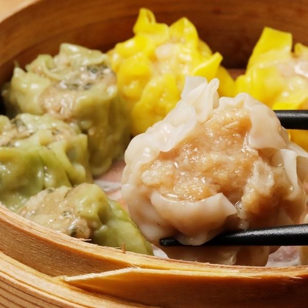 [Joe's classic] Hand-wrapped shumai filled with juicy chicken ★ From 109 yen