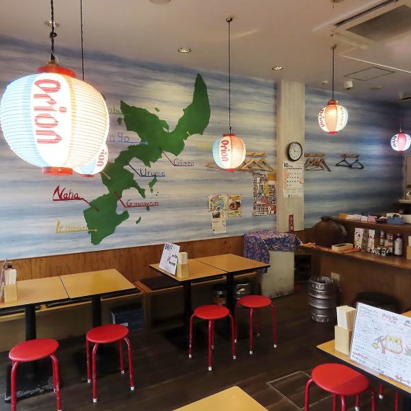 It's a homely shop where you can feel free to stop by. Enjoy the atmosphere of Okinawa. We also accept private reservations, so please feel free to contact us.