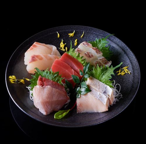 3 types of sashimi with specially selected bluefin tuna
