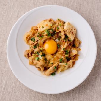 Stir-fried pork and egg with kimchi