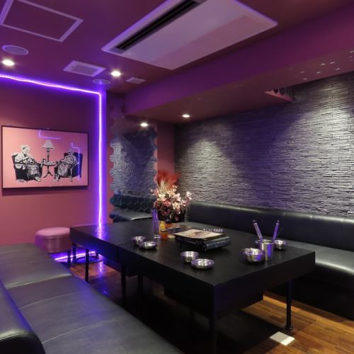 6~8名様用の個室完備!